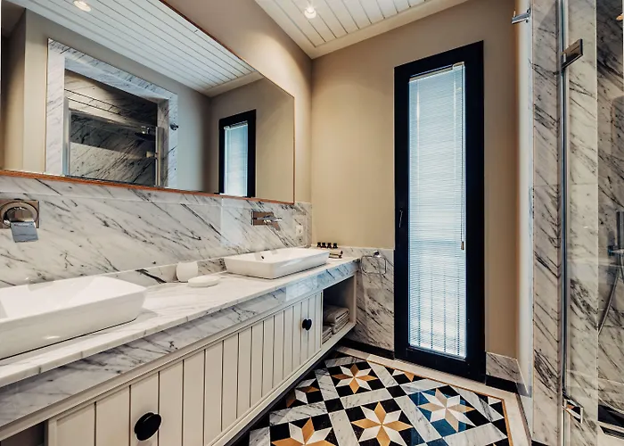 Bernadet * Алачати